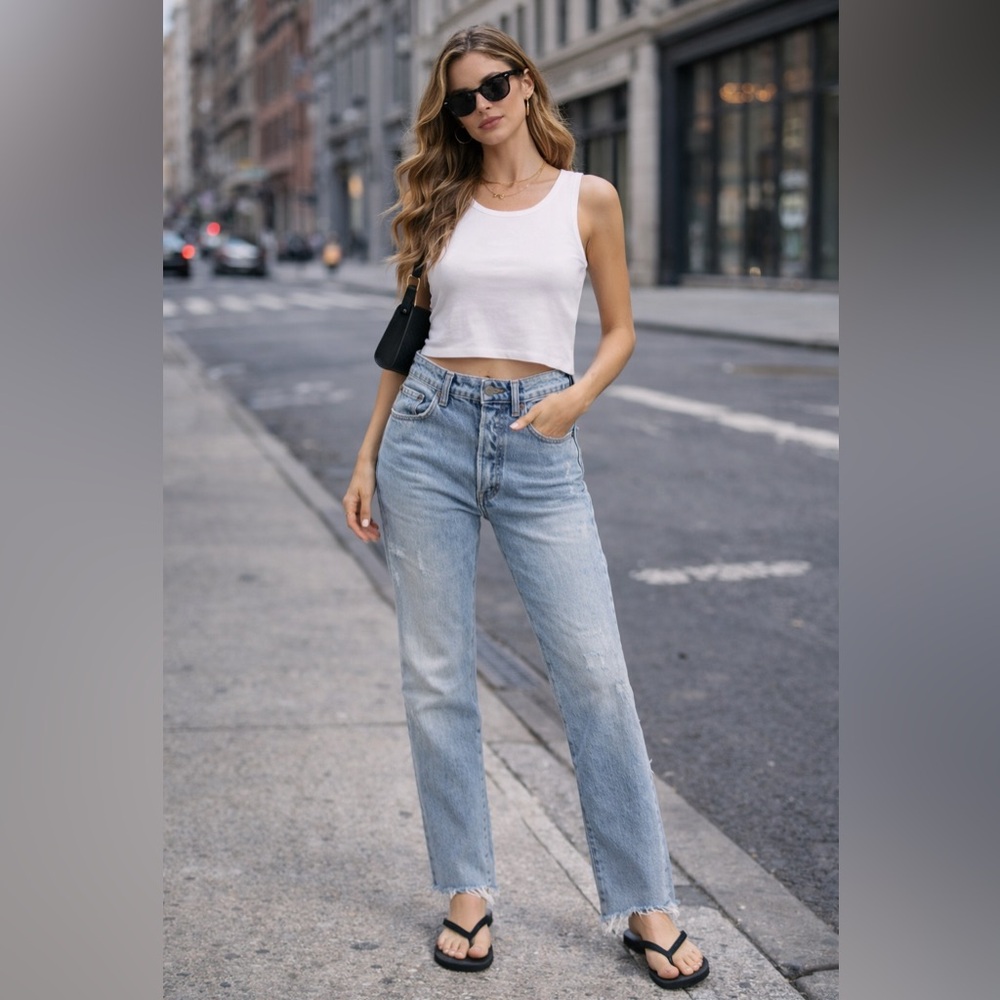 ZARA Authentic Denim High Rise Straight Leg Jeans Light Wash Raw Hem Size 4 / 26